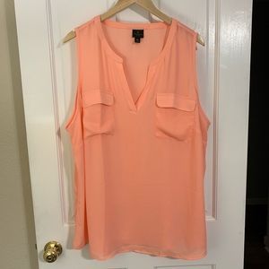 Worthington sleeveless blouse